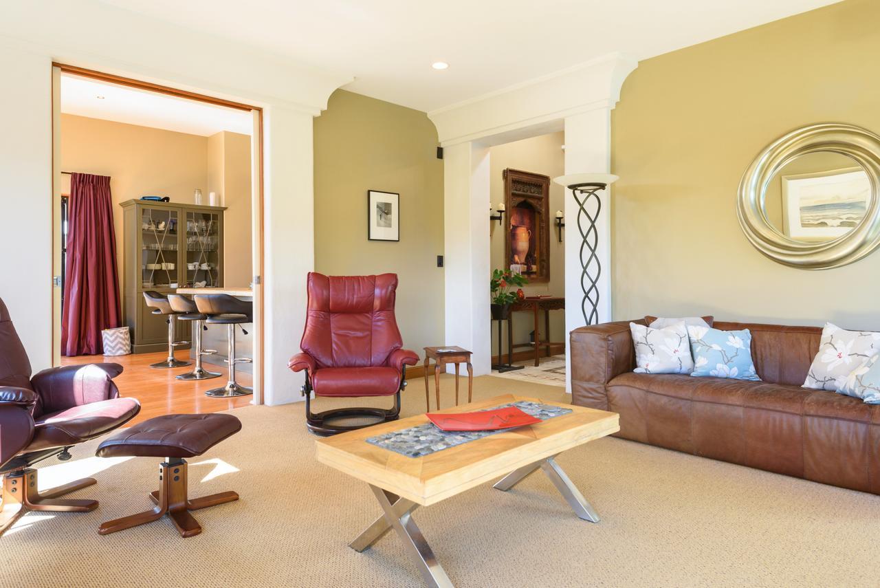 Tuscan Retreat Bed & Breakfast - Adults Only Bed & Breakfast Papamoa Dış mekan fotoğraf